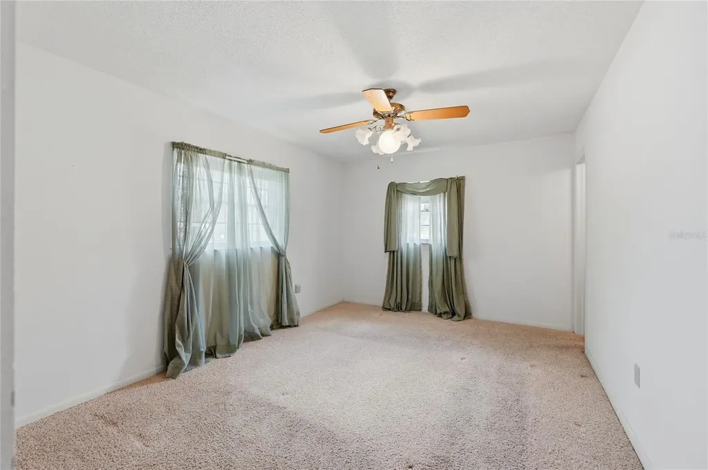 1006 Robinson Road Plant City FL 33563