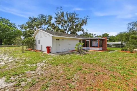 1006 Robinson Road Plant City FL 33563