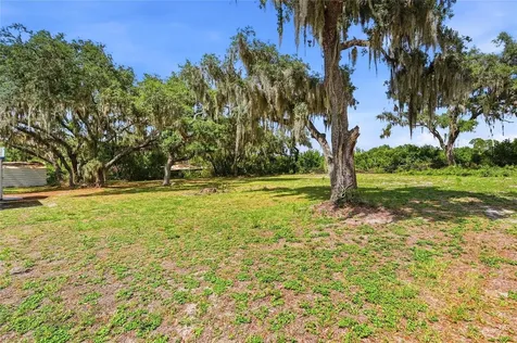 1006 Robinson Road Plant City FL 33563