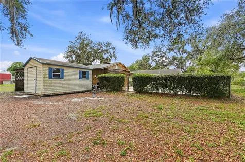 1006 Robinson Road Plant City FL 33563