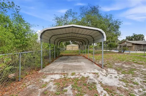 1006 Robinson Road Plant City FL 33563