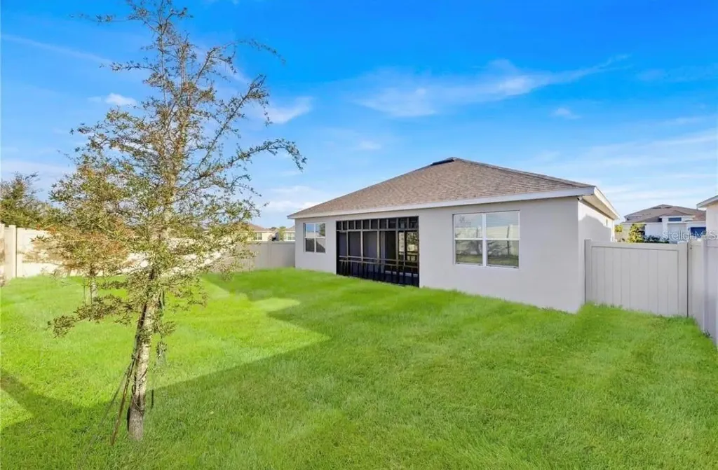 811 Richmond Estate Avenue Haines City FL 33844