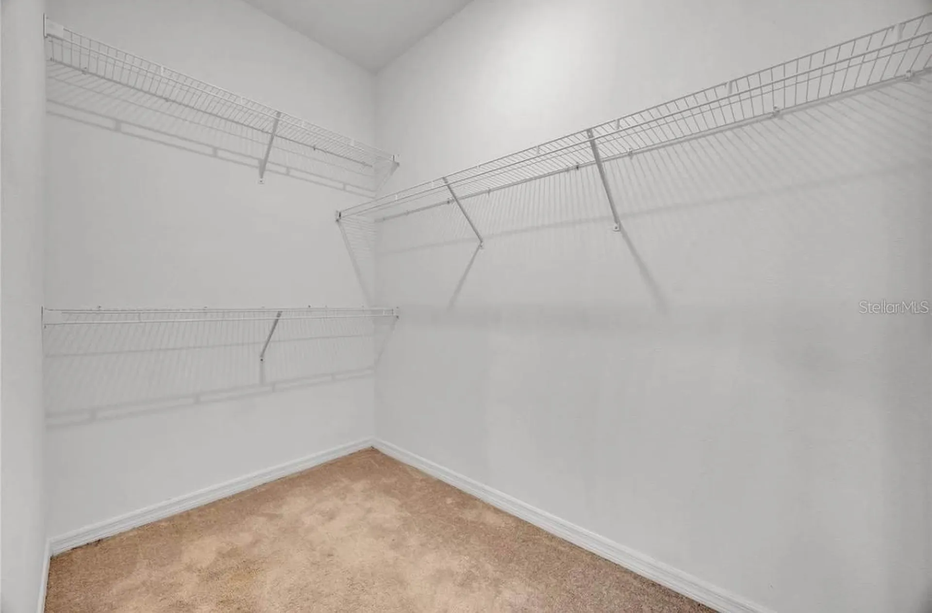 811 Richmond Estate Avenue Haines City FL 33844