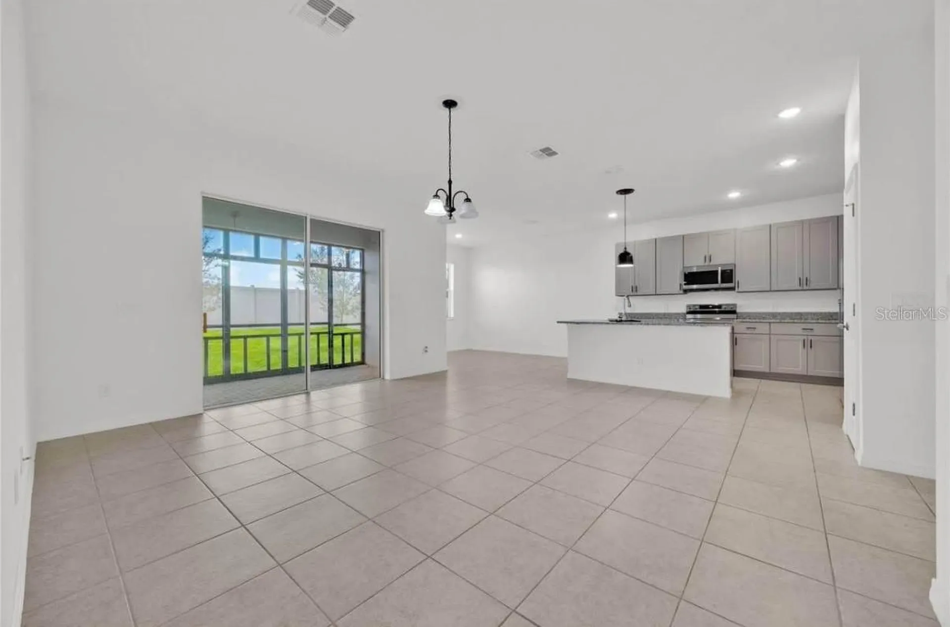 811 Richmond Estate Avenue Haines City FL 33844