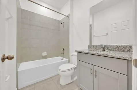 811 Richmond Estate Avenue Haines City FL 33844