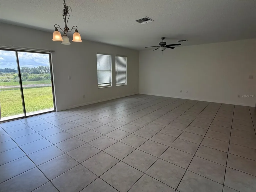 31823 Sun Kettle Loop Wesley Chapel FL 33545