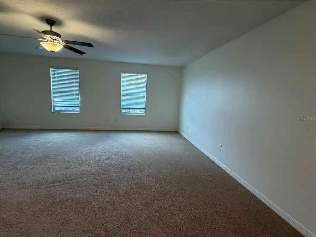 31823 Sun Kettle Loop Wesley Chapel FL 33545