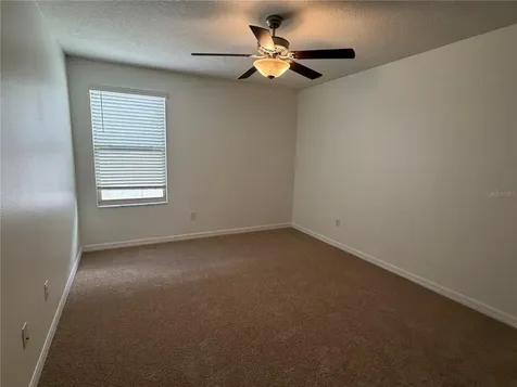 31823 Sun Kettle Loop Wesley Chapel FL 33545