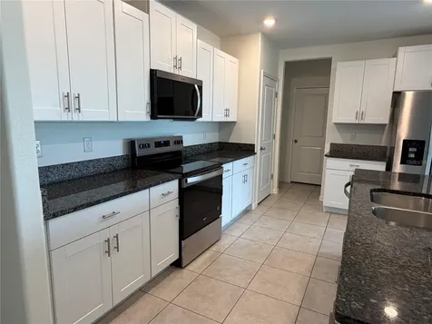 31823 Sun Kettle Loop Wesley Chapel FL 33545