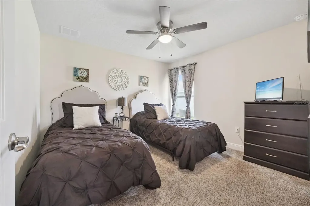 7521 Sloewood Drive Leesburg FL 34748
