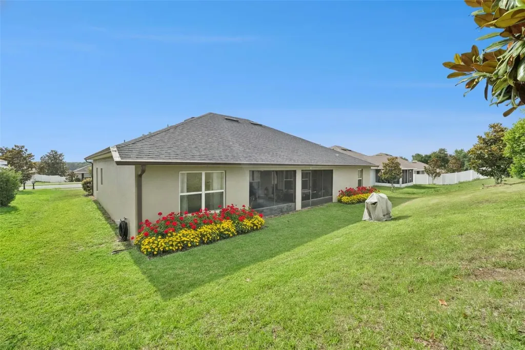 7521 Sloewood Drive Leesburg FL 34748