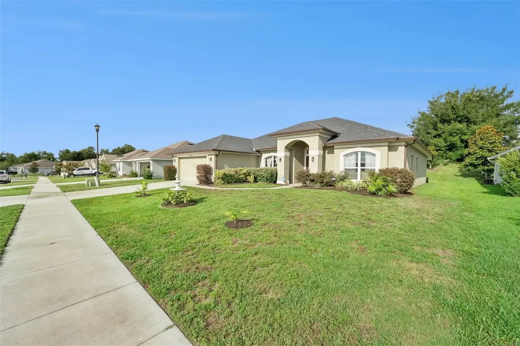 7521 Sloewood Drive Leesburg FL 34748