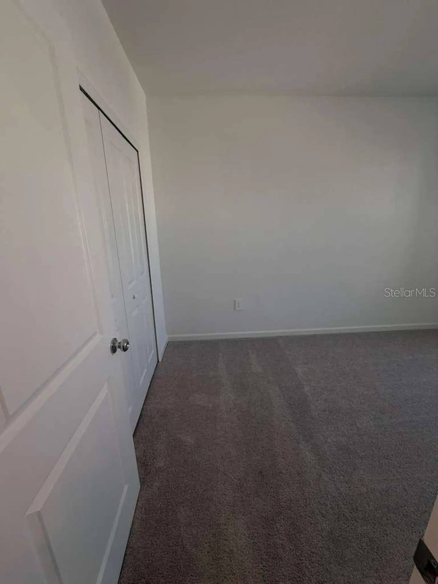2728 Skyline Loop Kissimmee FL 34758