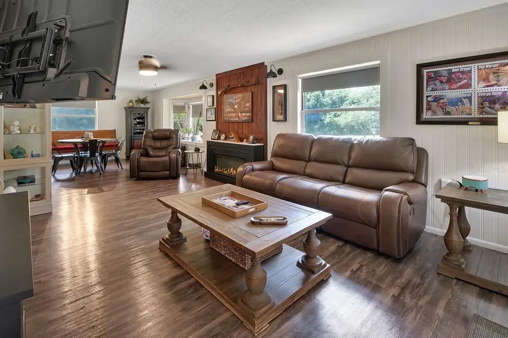 280 W Virginia Avenue Deland FL 32720