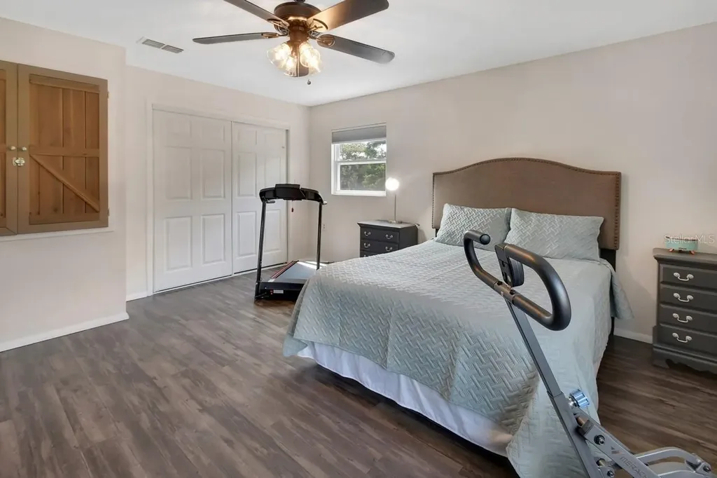 280 W Virginia Avenue Deland FL 32720