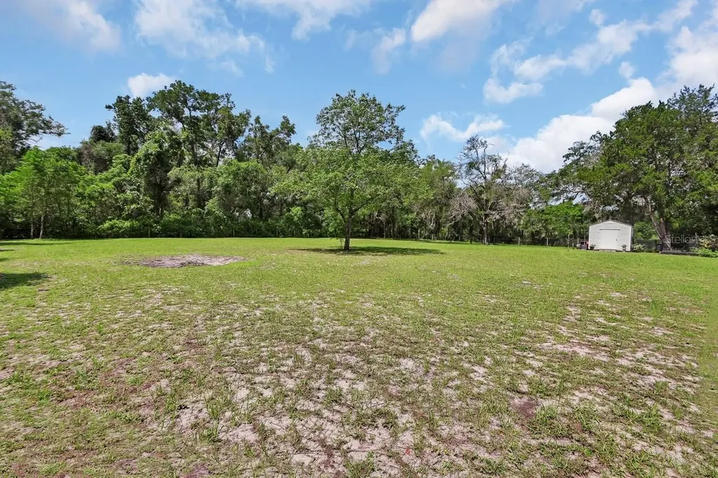 280 W Virginia Avenue Deland FL 32720