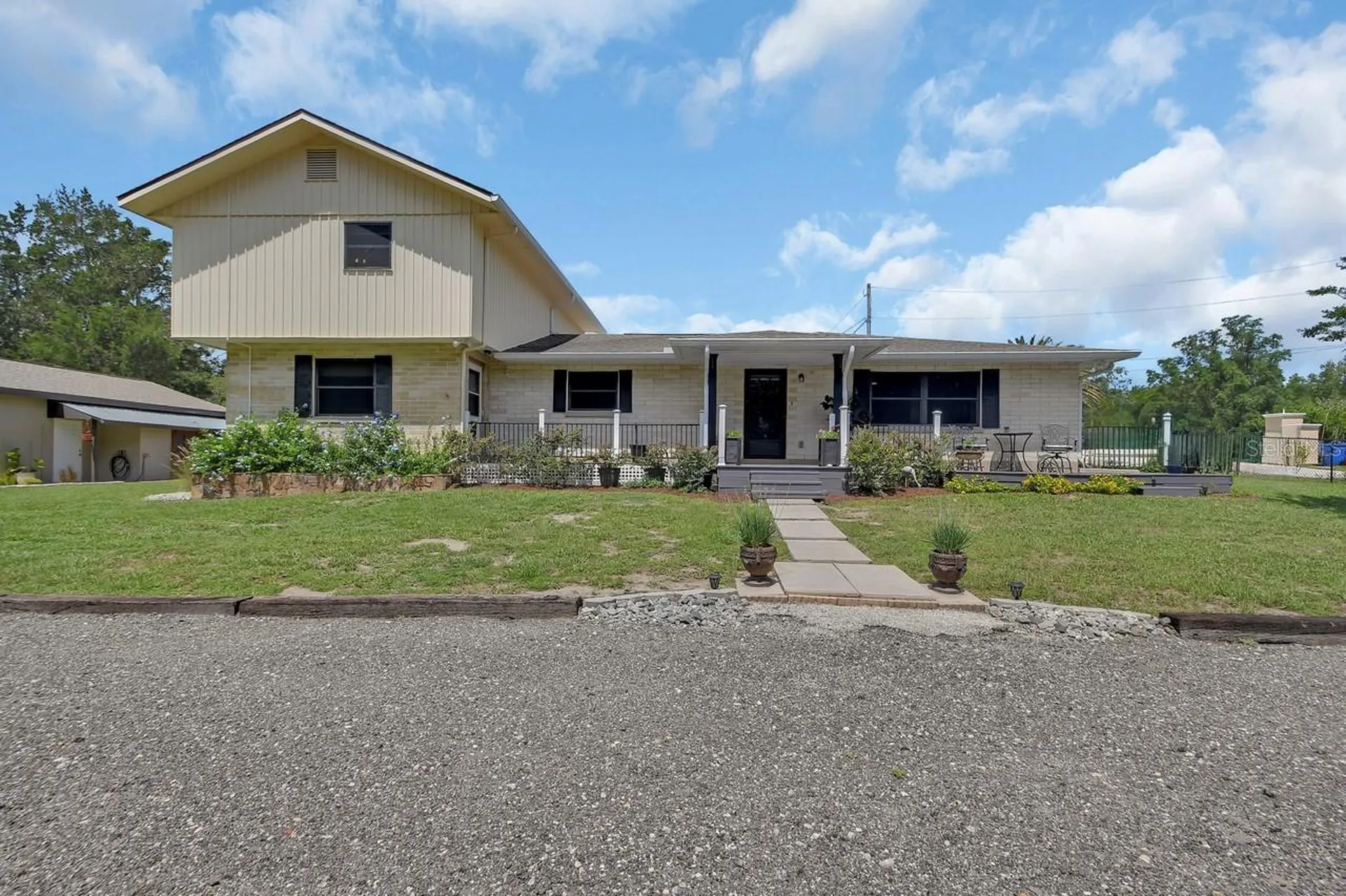280 W Virginia Avenue Deland FL 32720