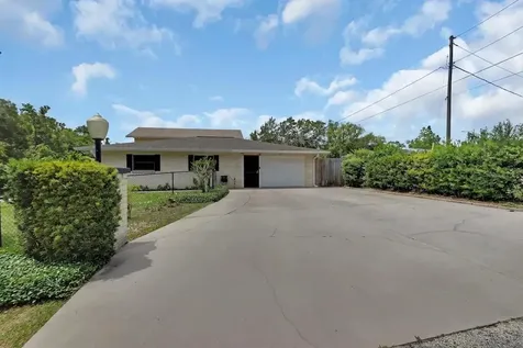 280 W Virginia Avenue Deland FL 32720