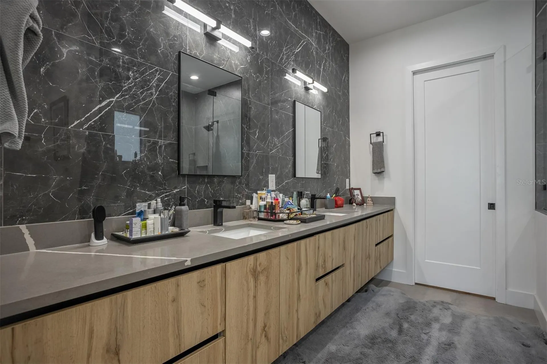 3306 W Van Buren Drive Tampa FL 33611