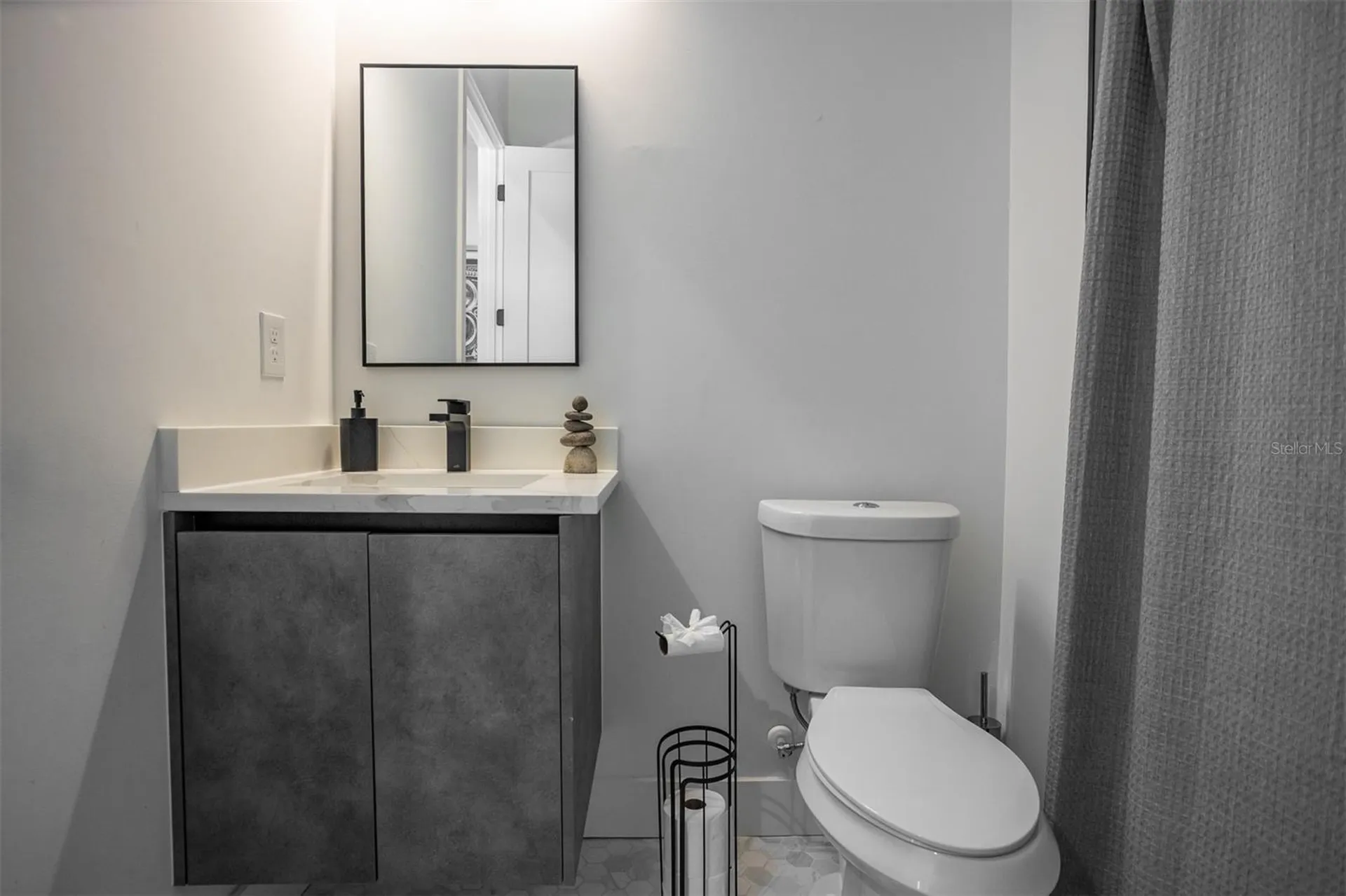 3306 W Van Buren Drive Tampa FL 33611