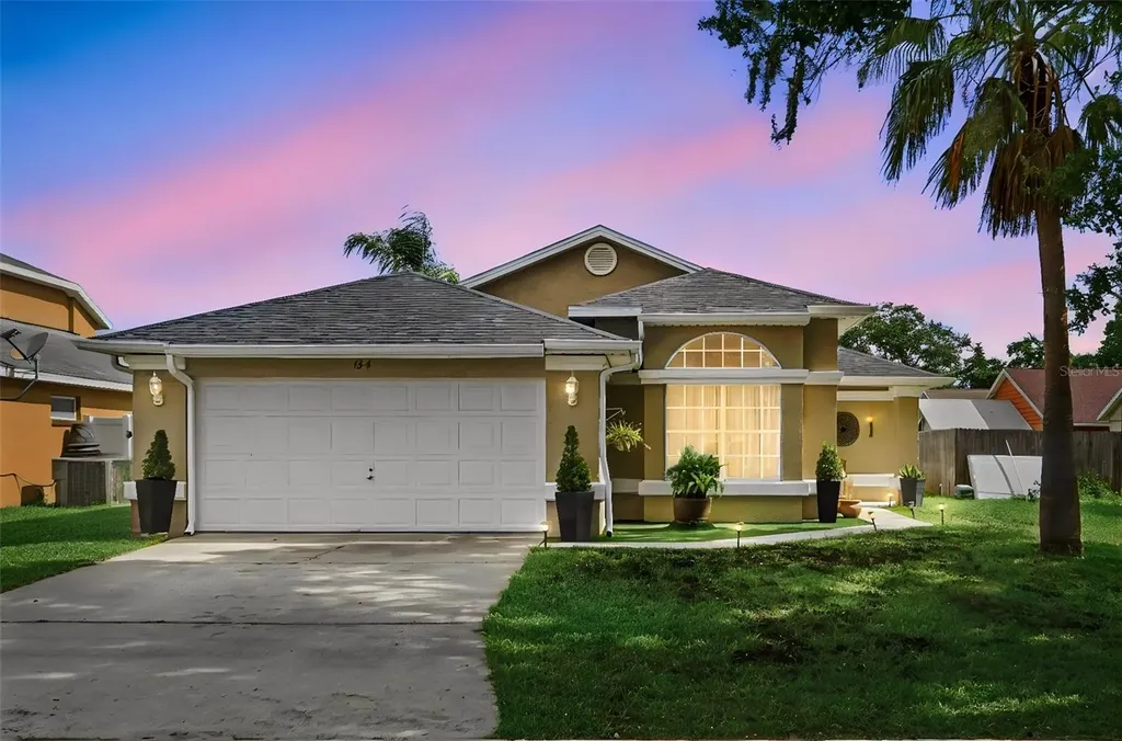 154 Hidden Springs Circle Kissimmee FL 34743