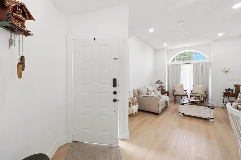 154 Hidden Springs Circle Kissimmee FL 34743