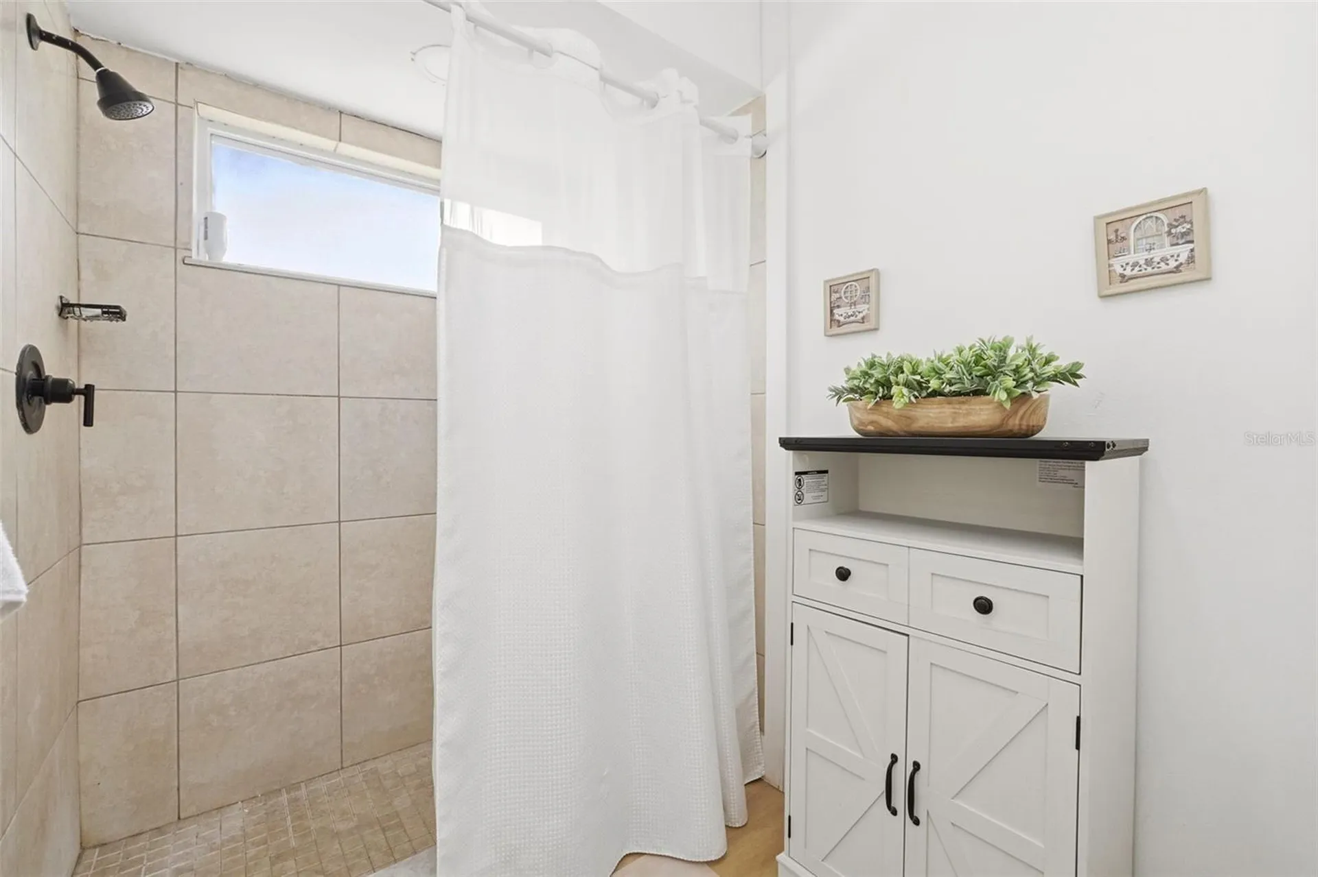 154 Hidden Springs Circle Kissimmee FL 34743