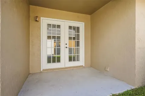 154 Hidden Springs Circle Kissimmee FL 34743