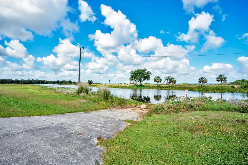 3450 Park Avenue Indian Lake Estates FL 33855