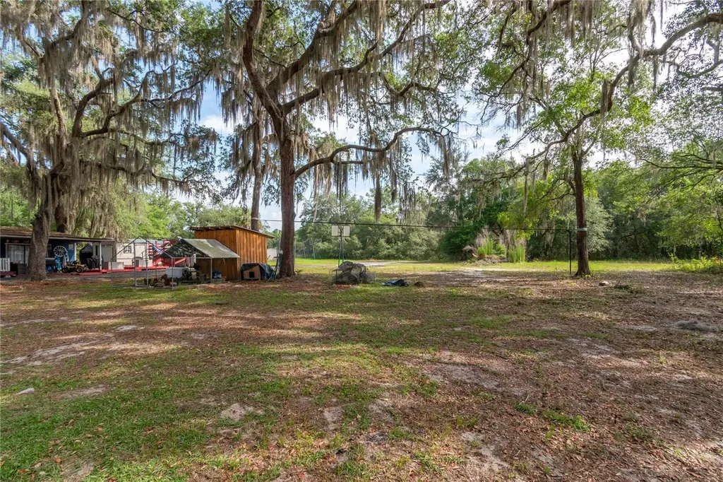 134 Faye Street Hawthorne FL 32640