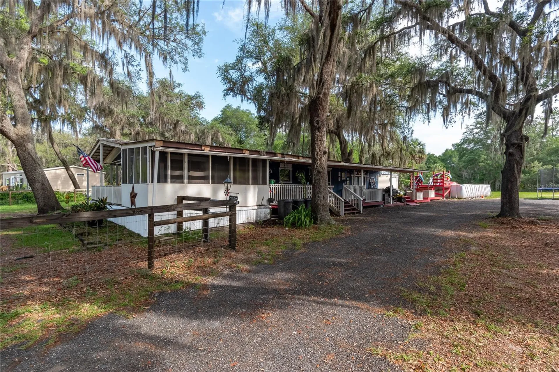 134 Faye Street Hawthorne FL 32640