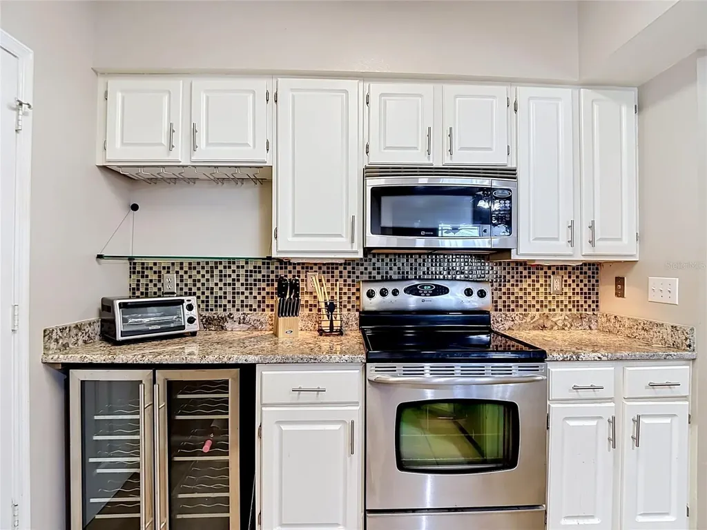 5308 Bay Club Circle Tampa FL 33607