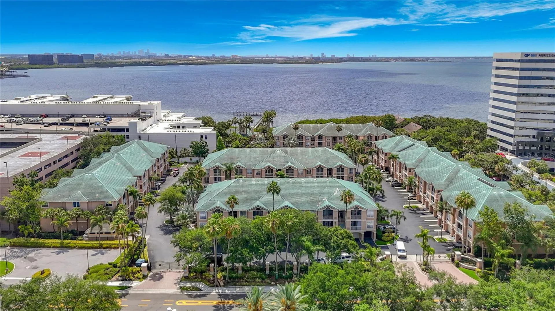 5308 Bay Club Circle Tampa FL 33607