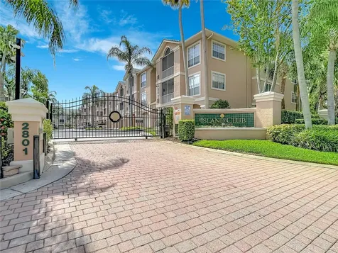 5308 Bay Club Circle Tampa FL 33607