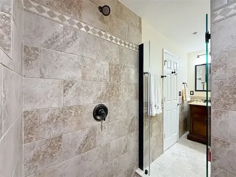 5308 Bay Club Circle Tampa FL 33607