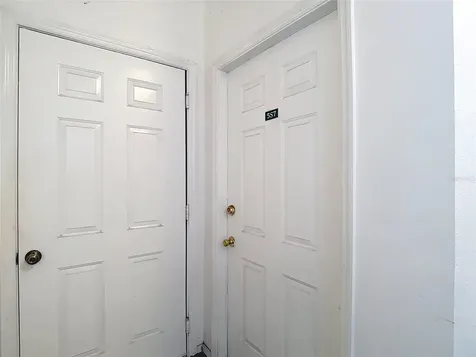 5308 Bay Club Circle Tampa FL 33607