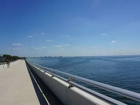 5308 Bay Club Circle Tampa FL 33607