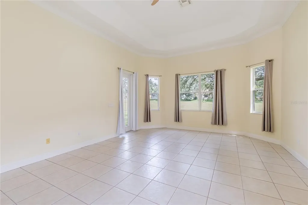 2718 Knightsbridge Road Clermont FL 34711