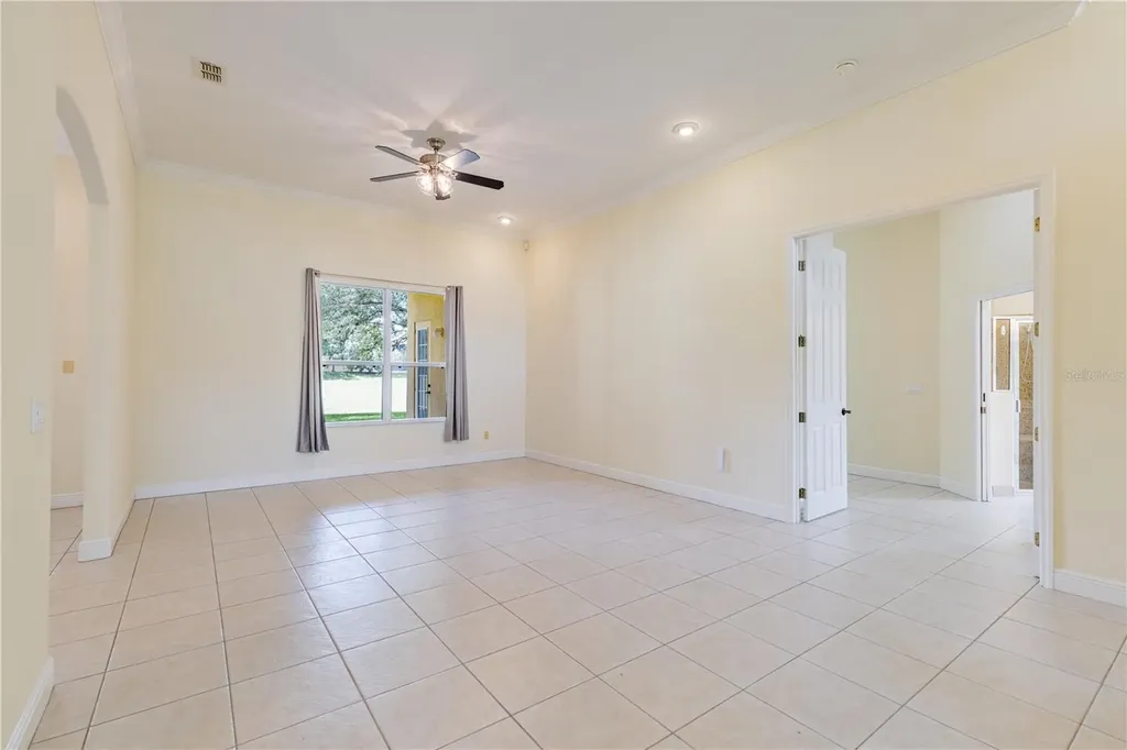 2718 Knightsbridge Road Clermont FL 34711