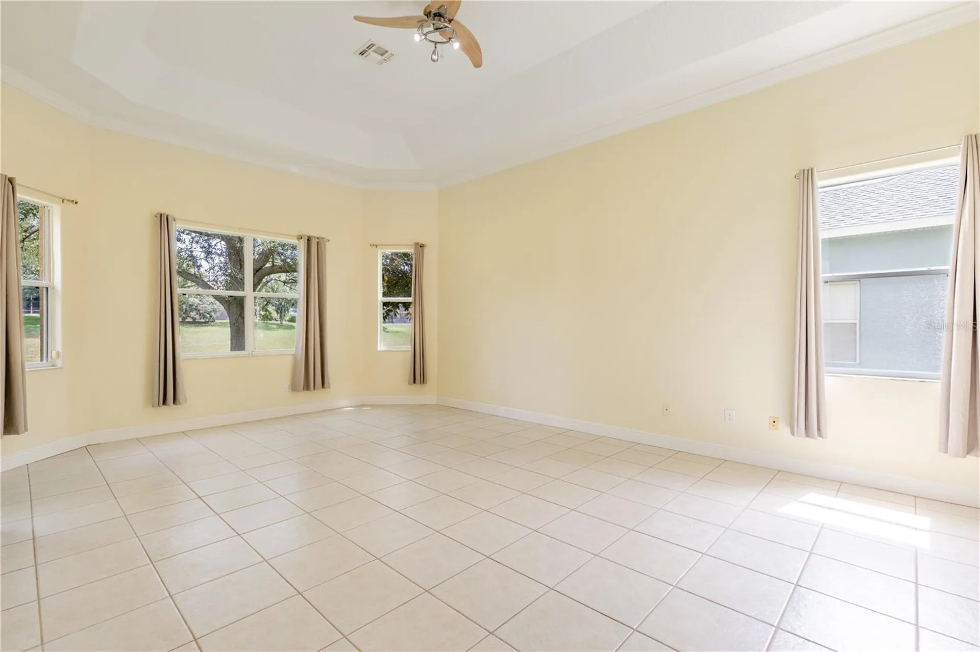 2718 Knightsbridge Road Clermont FL 34711