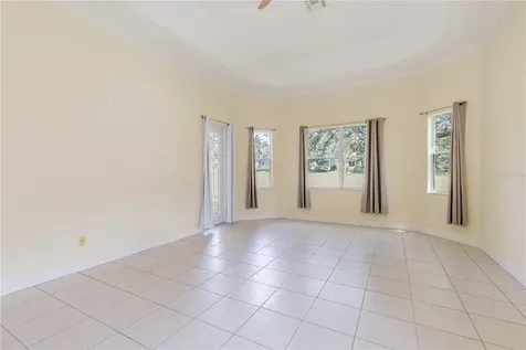 2718 Knightsbridge Road Clermont FL 34711