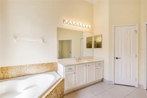 2718 Knightsbridge Road Clermont FL 34711