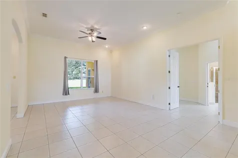2718 Knightsbridge Road Clermont FL 34711