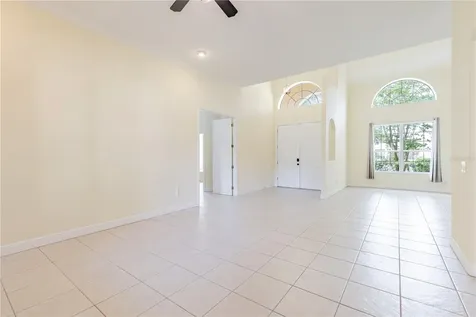 2718 Knightsbridge Road Clermont FL 34711