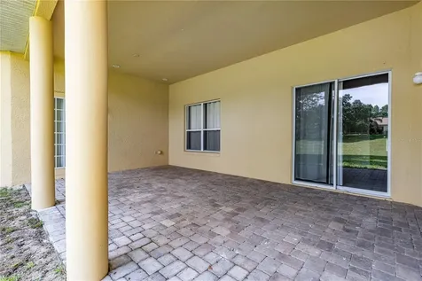 2718 Knightsbridge Road Clermont FL 34711