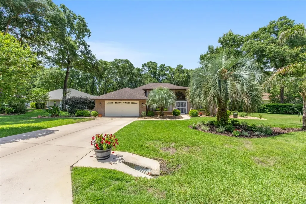 18825 SW 93rd Loop Dunnellon FL 34432