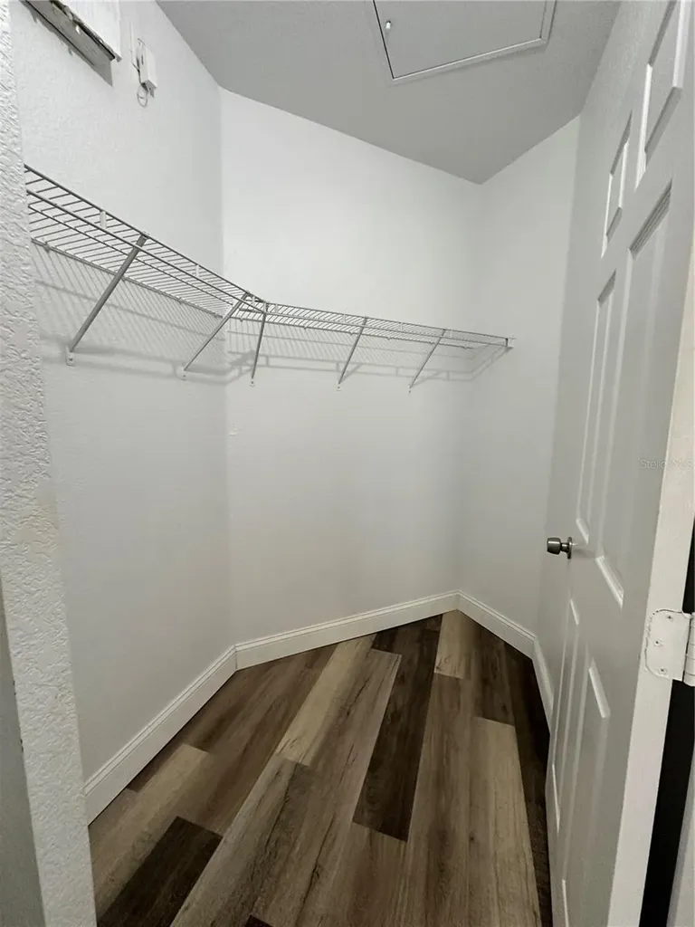 3713 Conroy Road Orlando FL 32839