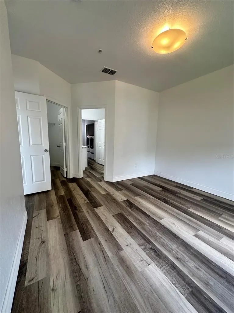 3713 Conroy Road Orlando FL 32839