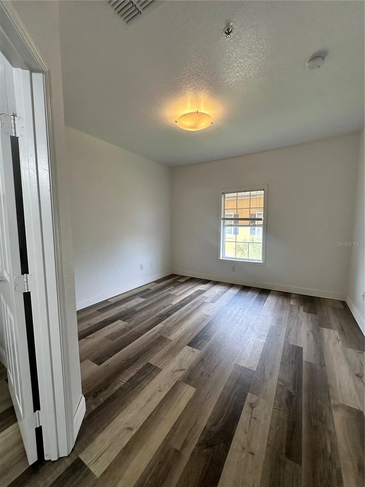 3713 Conroy Road Orlando FL 32839