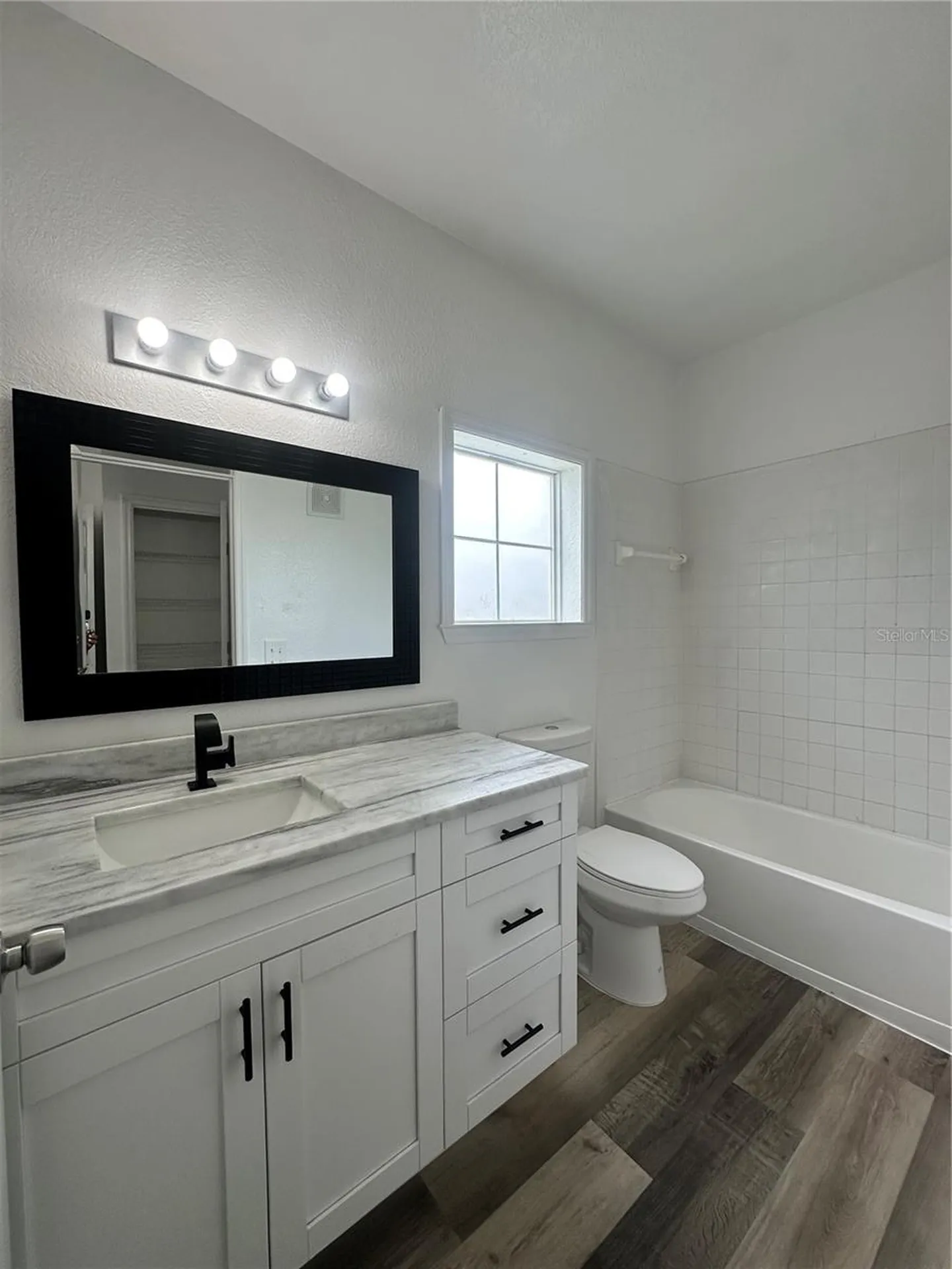 3713 Conroy Road Orlando FL 32839